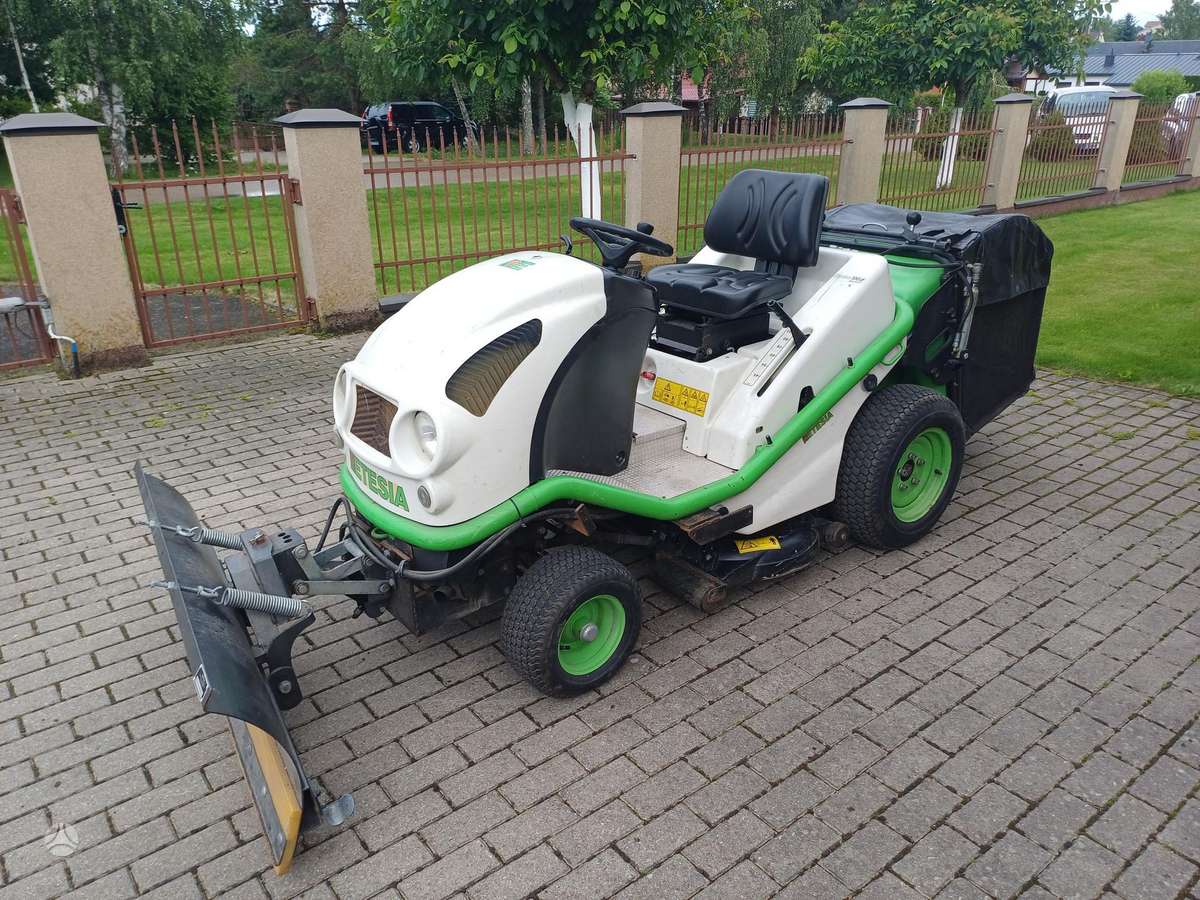 Etesia Hydro 100 Dizel, садовые тракторы