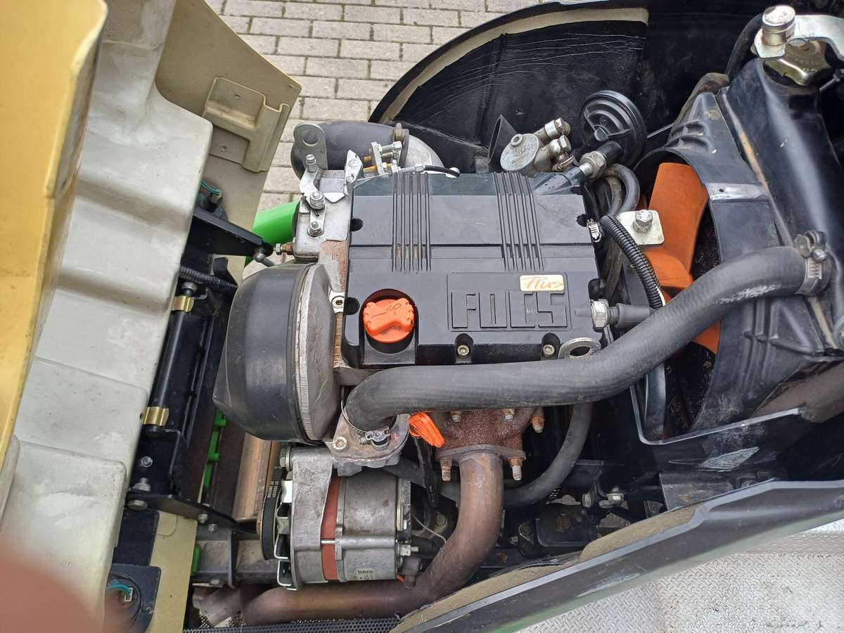 Etesia Hydro 100 Dizel, sodo traktoriai