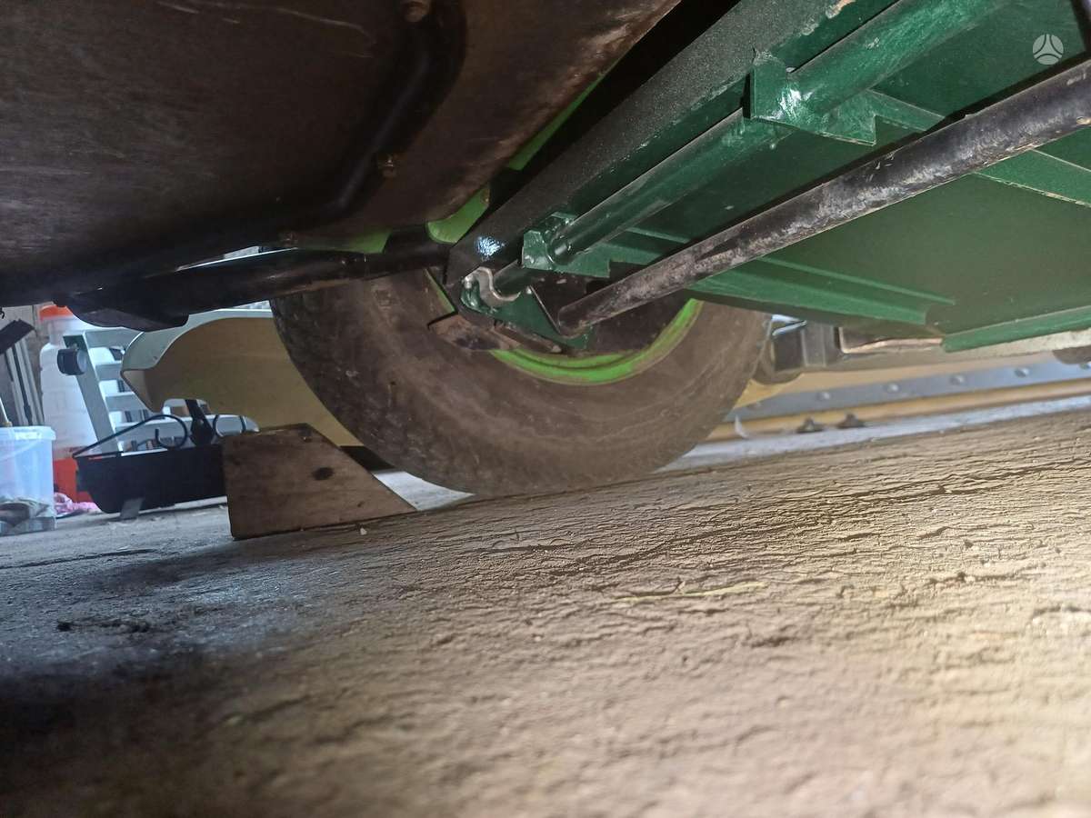Etesia Hydro 100 Dizel, sodo traktoriai