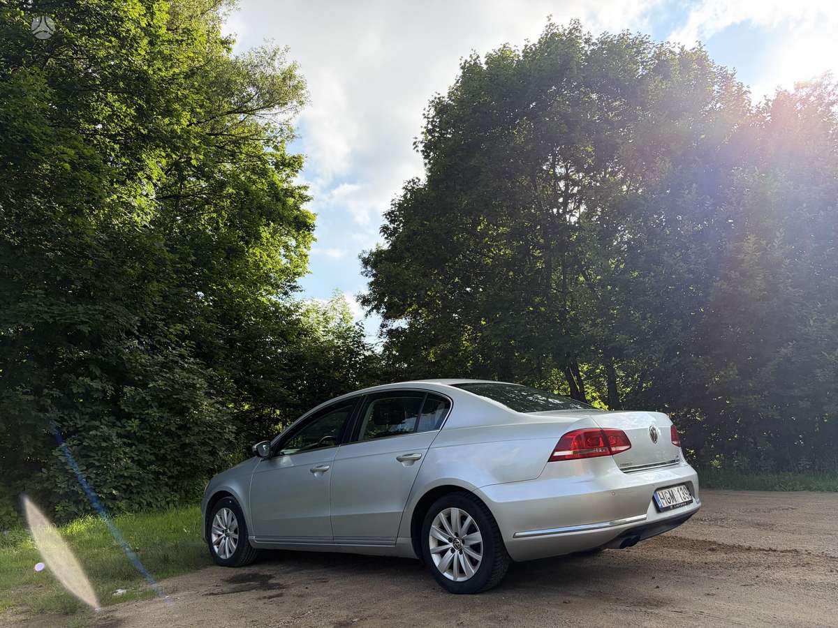 Volkswagen Passat - 3