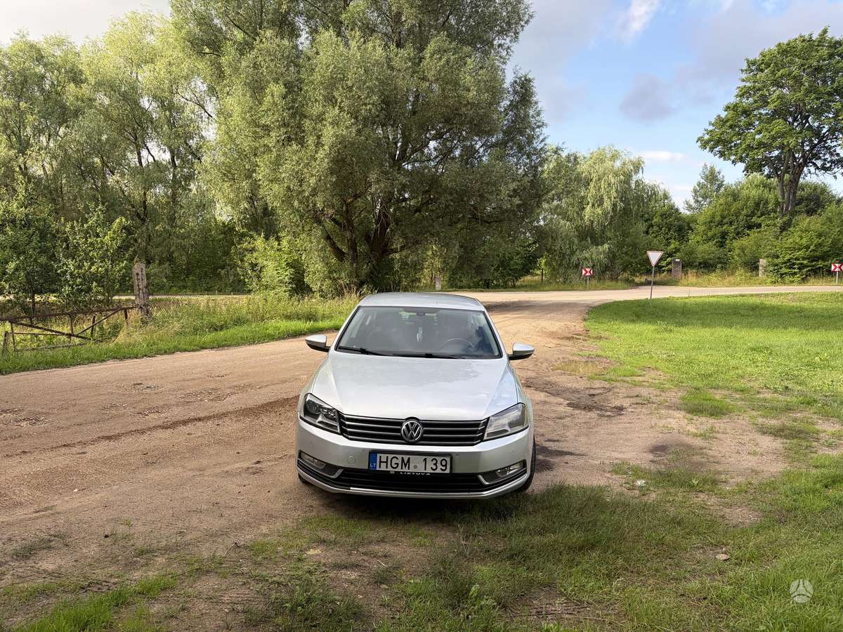 Volkswagen Passat - 5