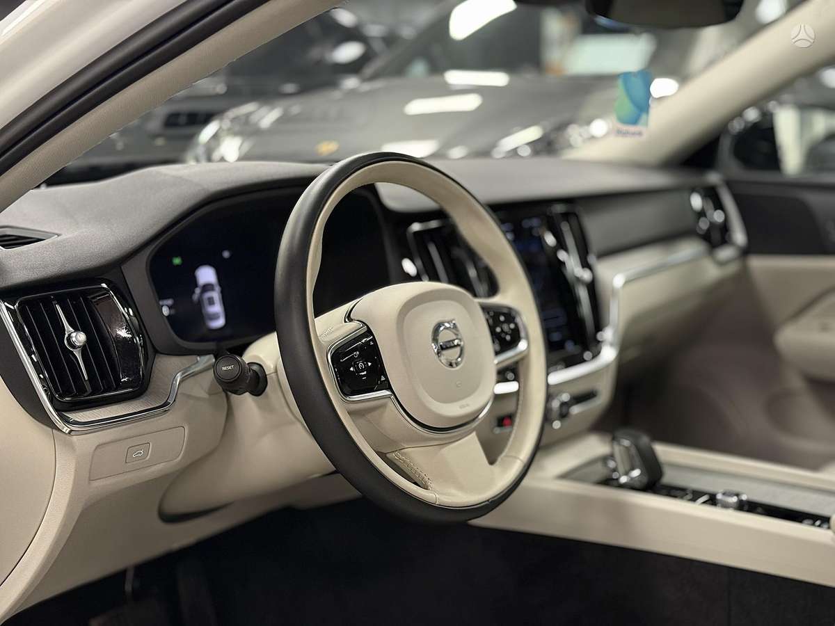 Volvo S60, 2.0 l., Седан