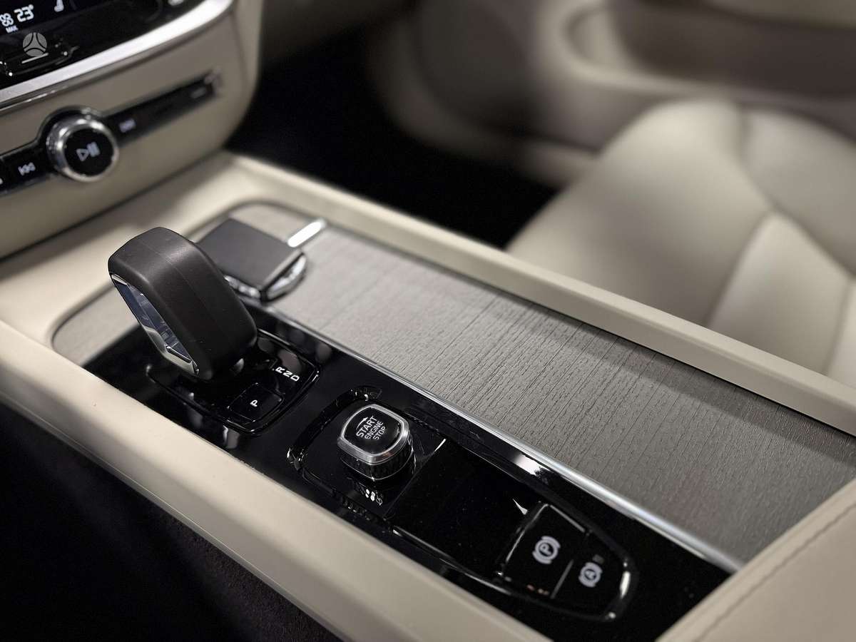 Volvo S60, 2.0 l., Седан
