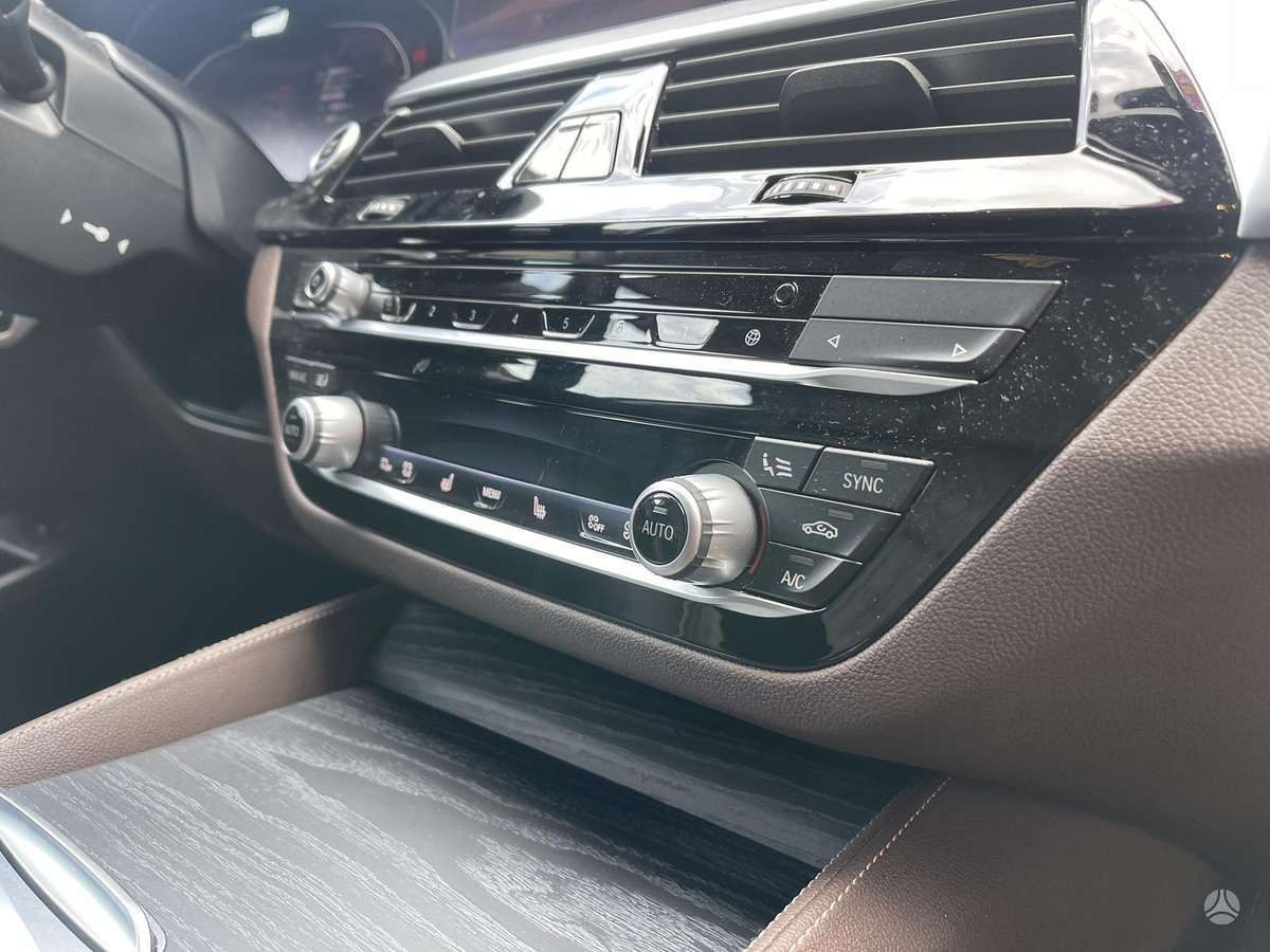 BMW 520, 2.0 l., universalas