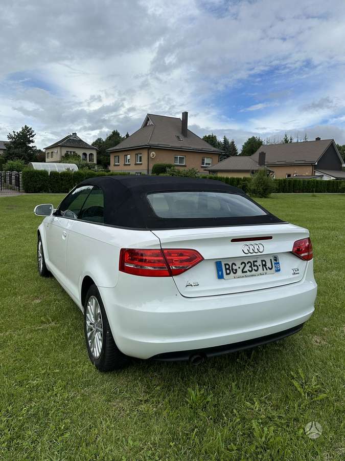 Audi A3, 1.6 l., Кабриолет