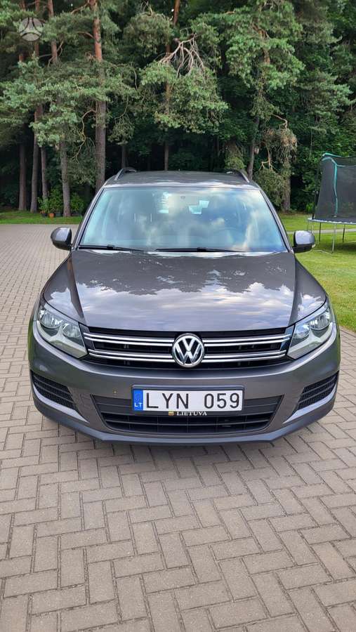 Volkswagen Tiguan - 2