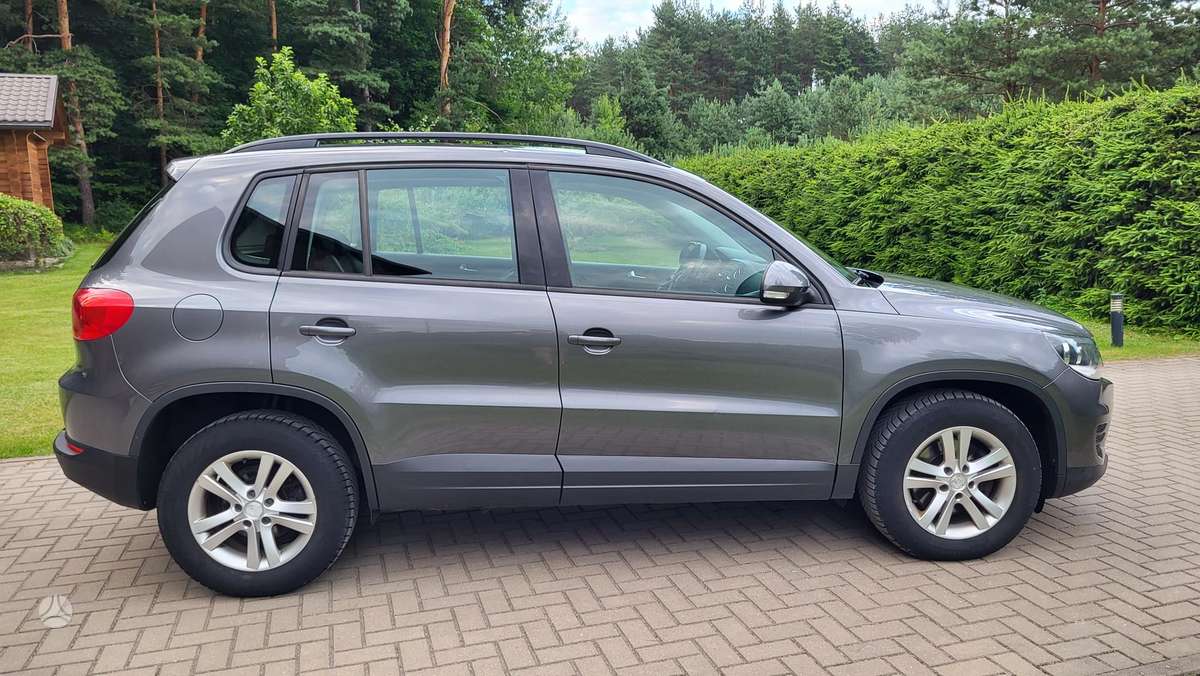 Volkswagen Tiguan - 5