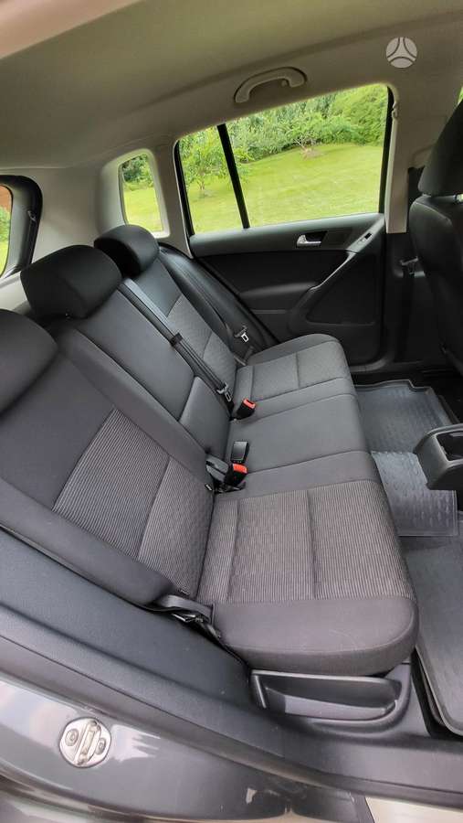 Volkswagen Tiguan - 8