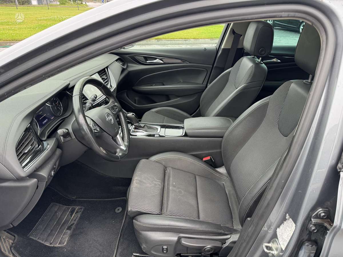 Opel Insignia, 1.6 l., Универсал