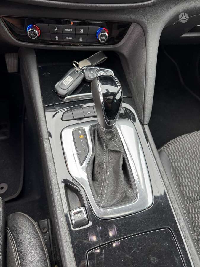 Opel Insignia, 1.6 l., Универсал