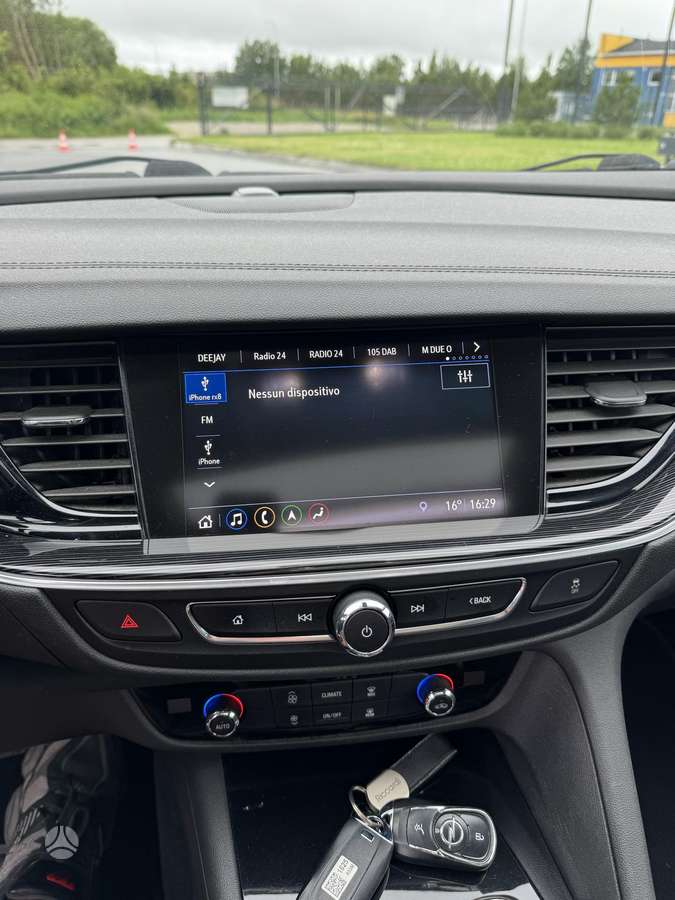Opel Insignia, 1.6 l., Универсал