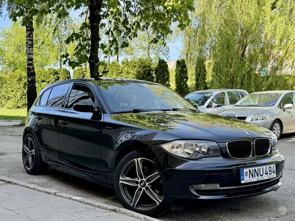 BMW 118, 2.0 l., Хэтчбек