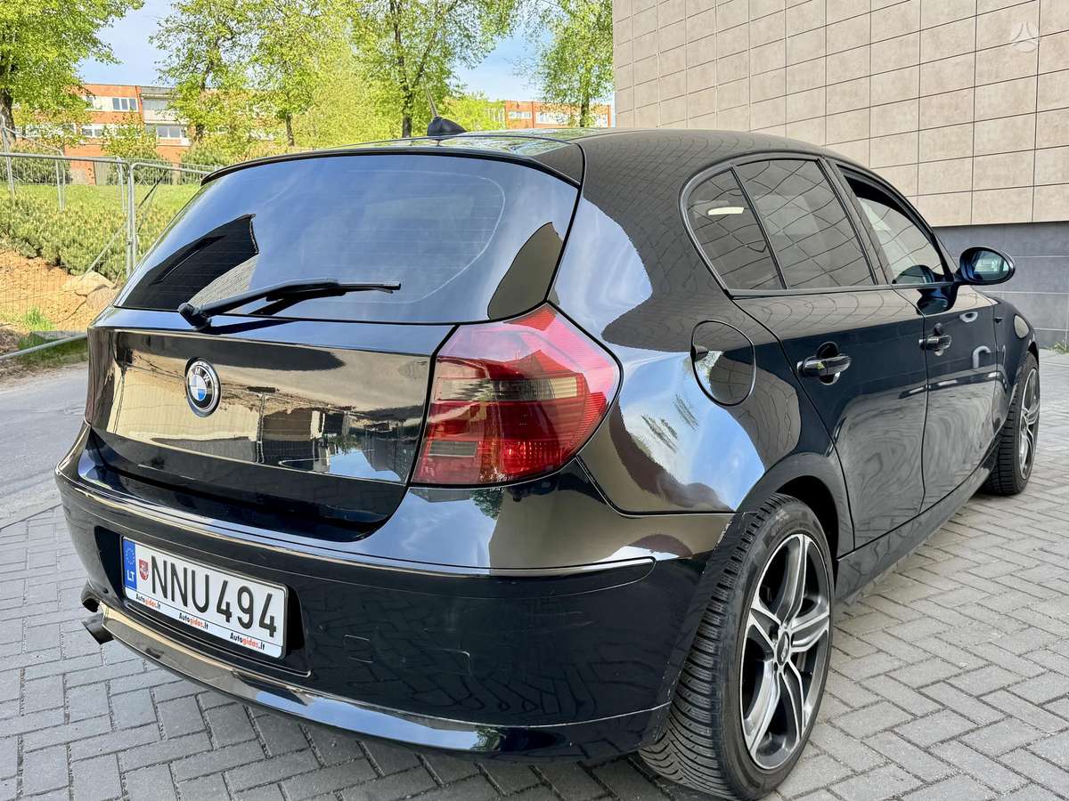 BMW 118, 2.0 l., hatchback