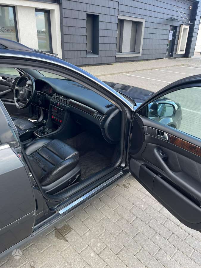 Audi A6, 1.9 l., universalas