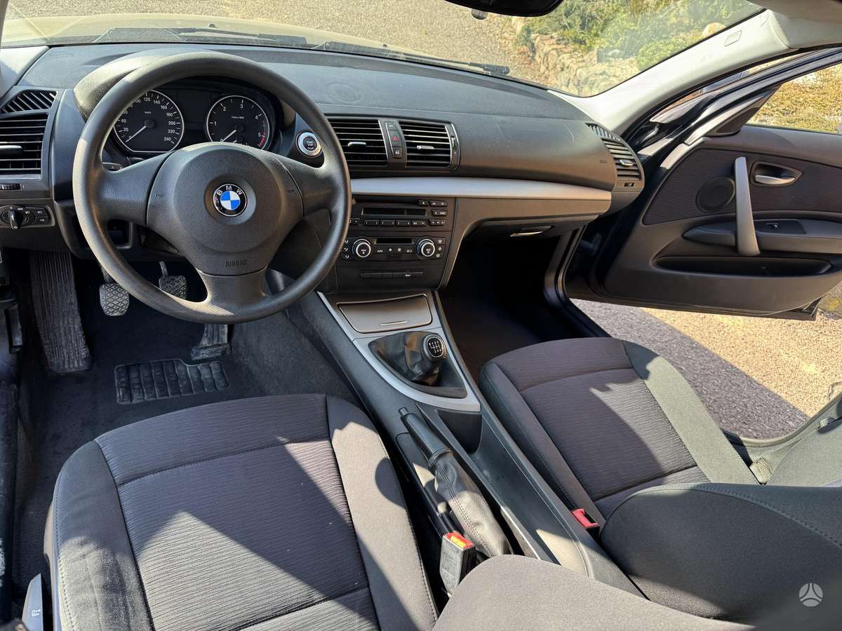 BMW 118, 2.0 l., Хэтчбек