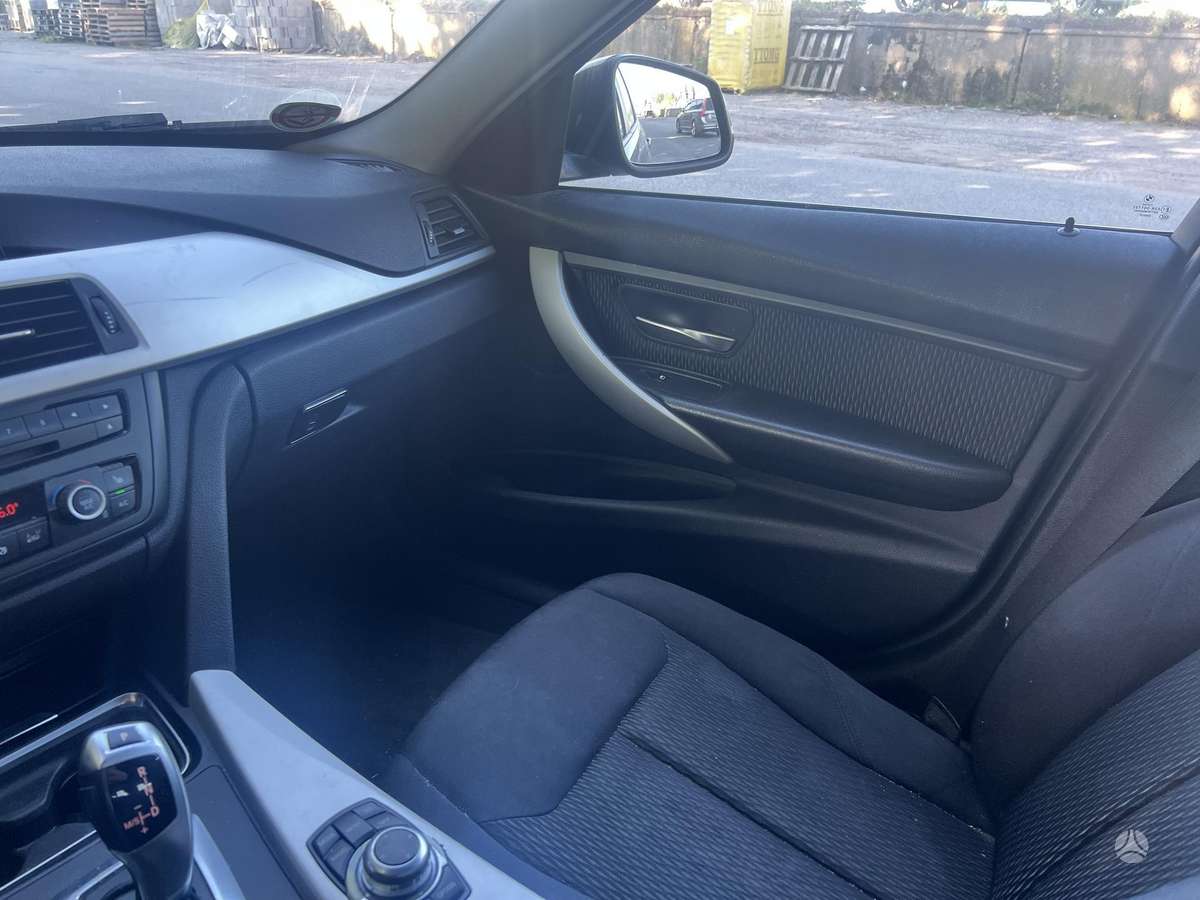 BMW 320, 2.0 l., universalas