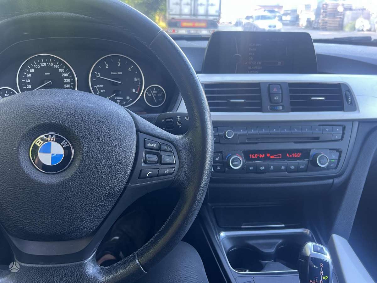 BMW 320, 2.0 l., universalas
