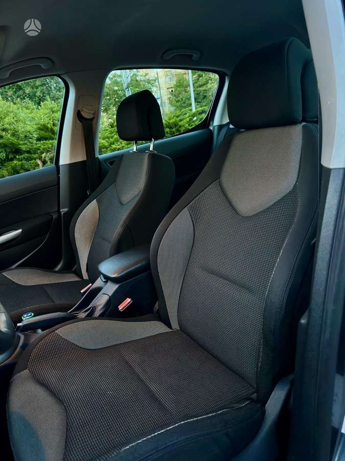 Peugeot 308 - 6