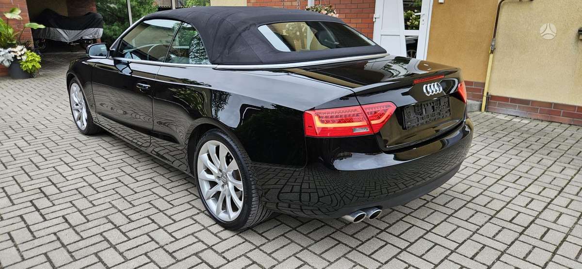 Audi A5, 2.0 l., kabrioletas