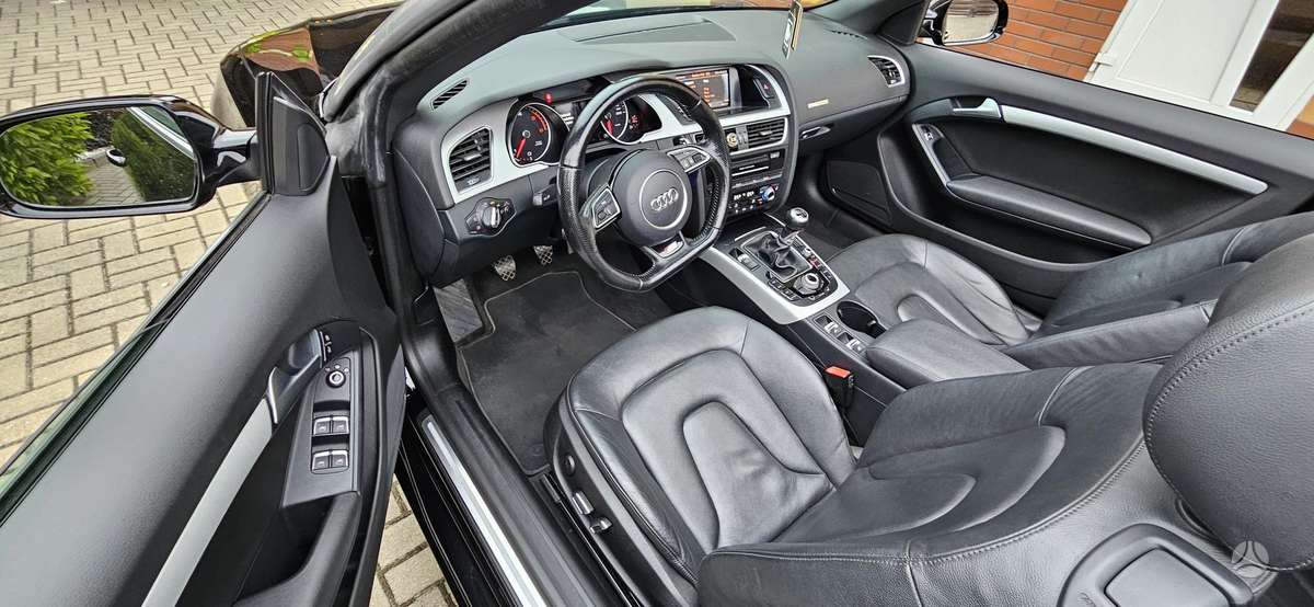 Audi A5, 2.0 l., kabrioletas