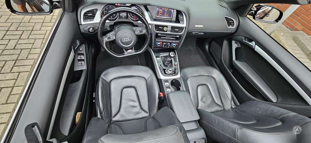 Audi A5, 2.0 l., kabrioletas