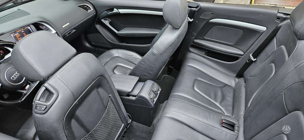 Audi A5, 2.0 l., kabrioletas