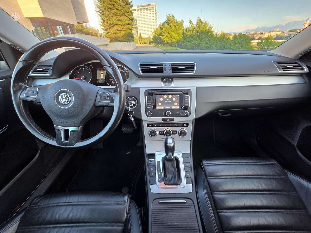 Volkswagen Passat, 2.0 l., Универсал