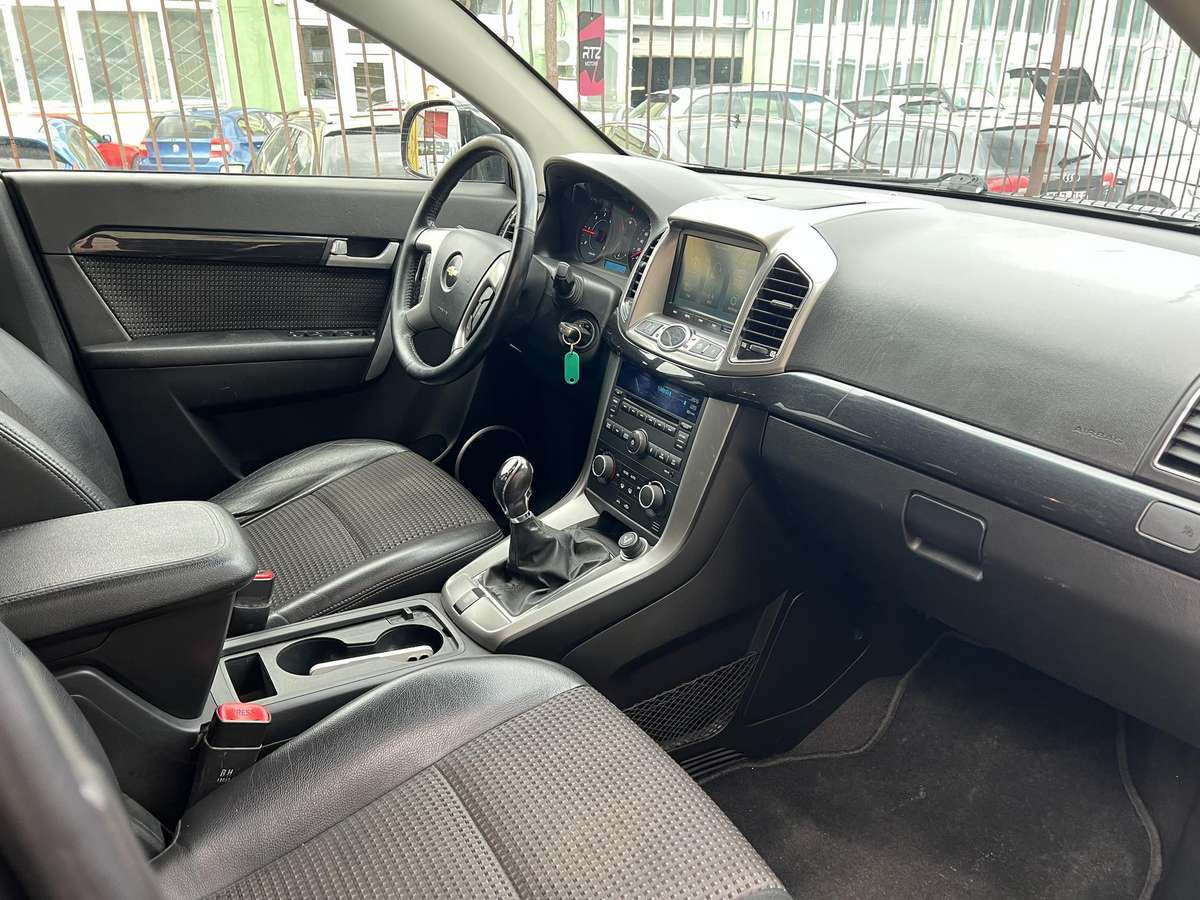 Chevrolet Captiva, 2.2 l., off-road / crossover