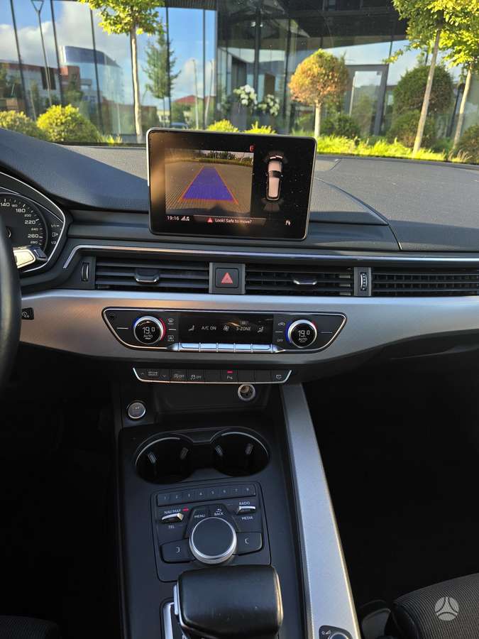 Audi A4, 2.0 l., universalas