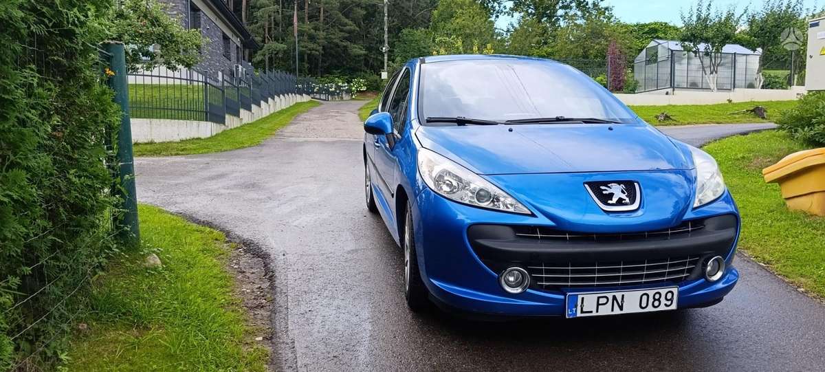 Peugeot 207 - 3