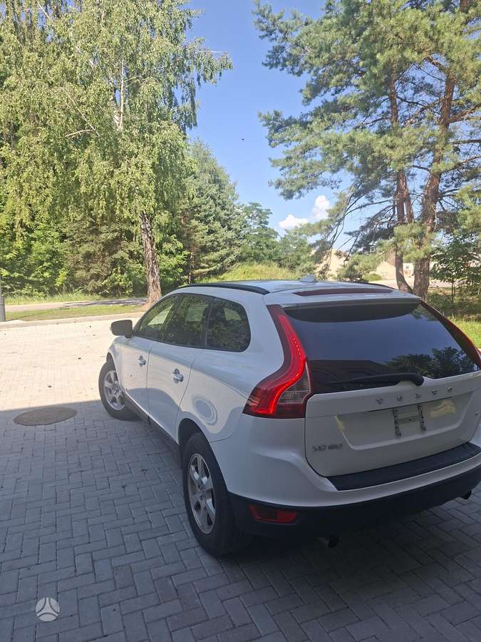 Volvo XC60, 3.2 l., Минивэн