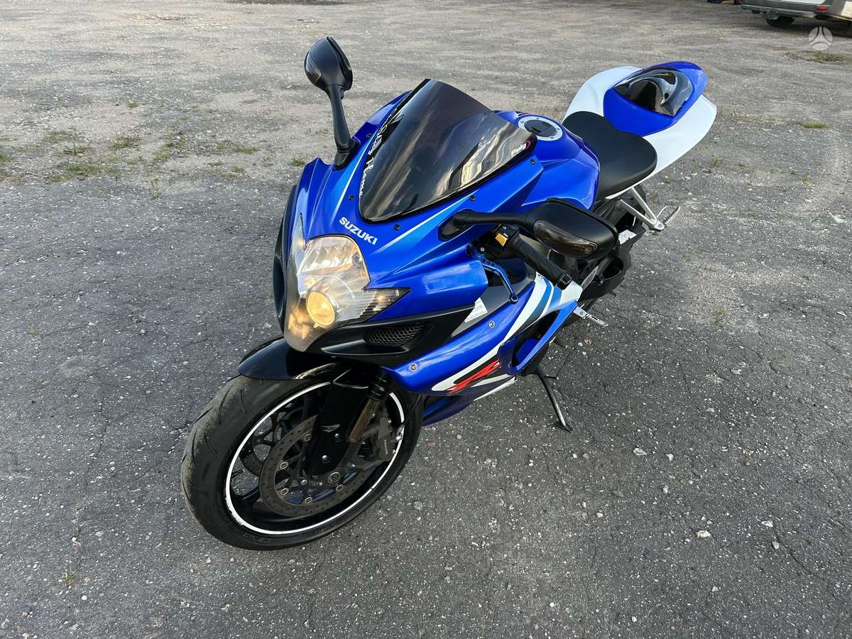Suzuki GSX-R 750cc, superbikes
