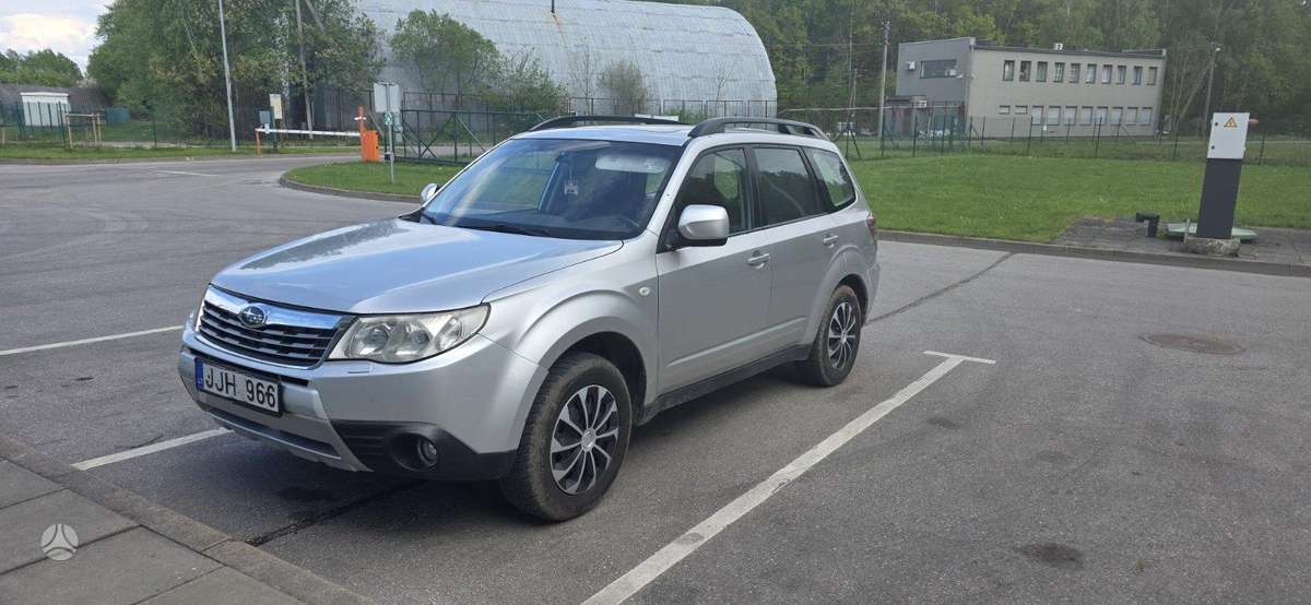 Subaru Forester, 2.0 l., Универсал