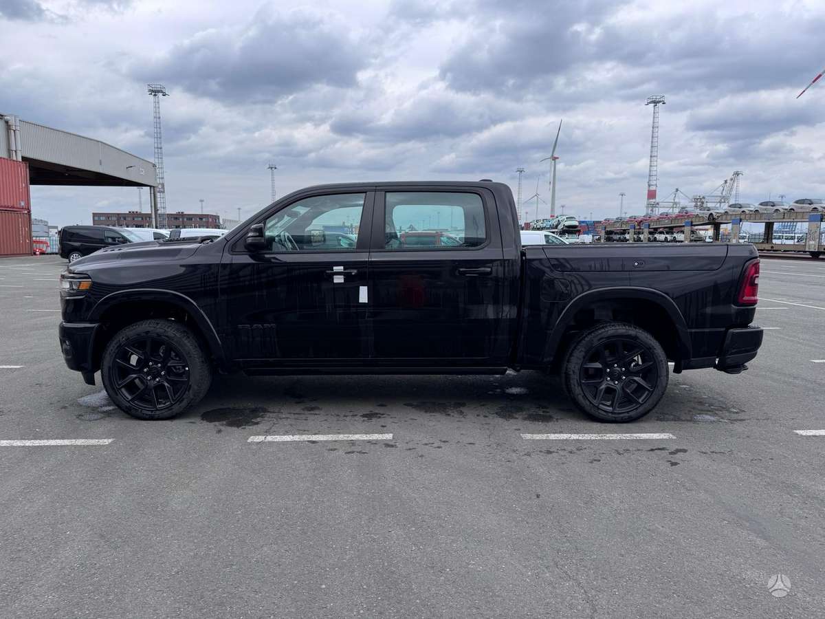 RAM 1500, 3.0 l., off-road / crossover