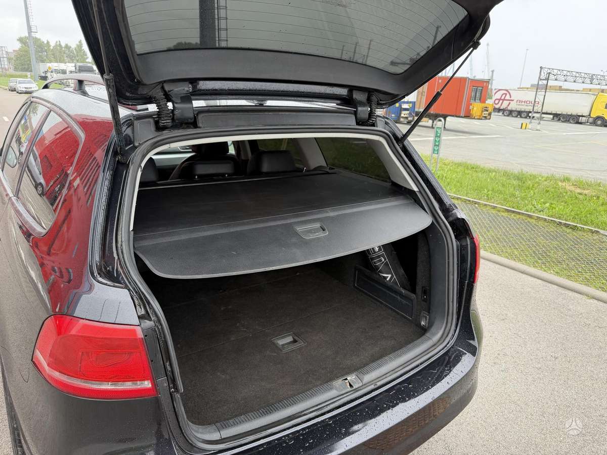 Volkswagen Passat - 5