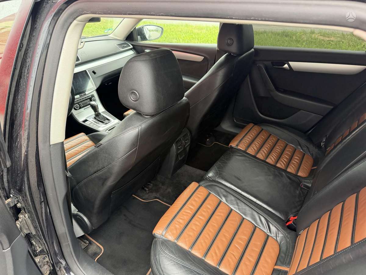Volkswagen Passat - 8