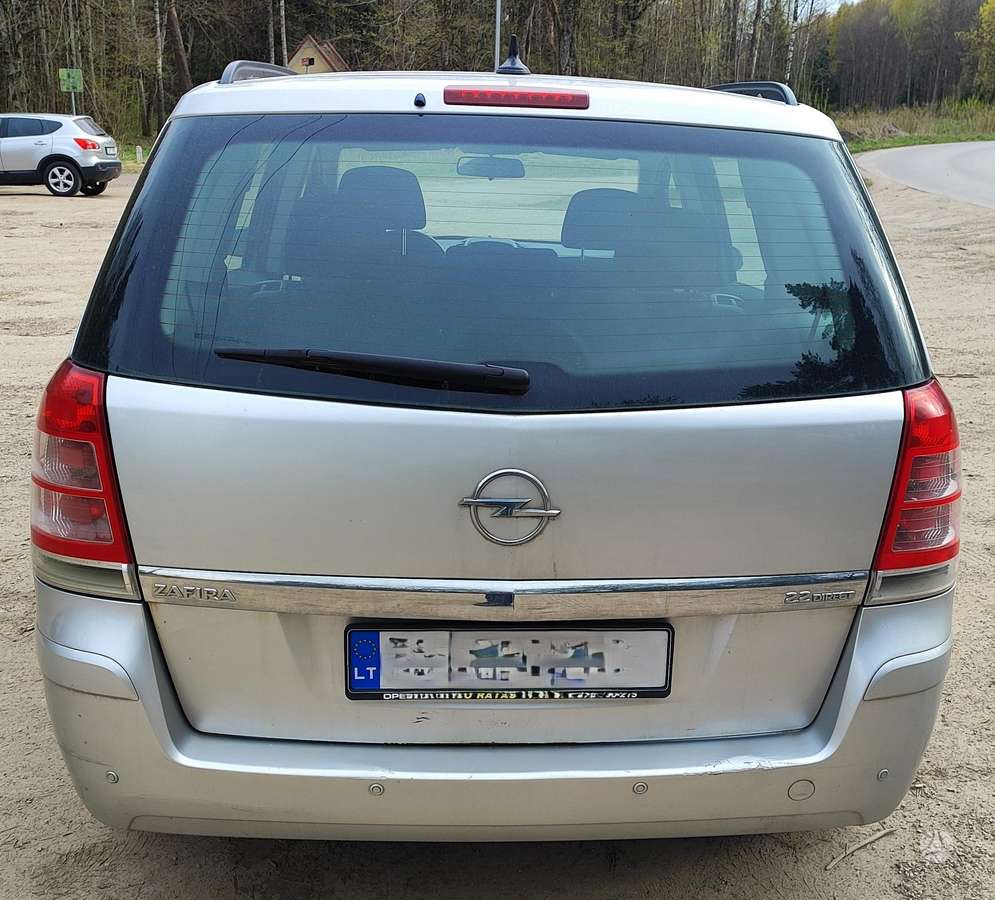 Opel Zafira, 2.2 l., Минивэн