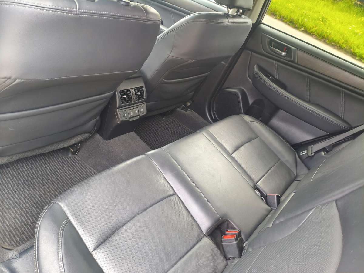 Subaru Outback - 11