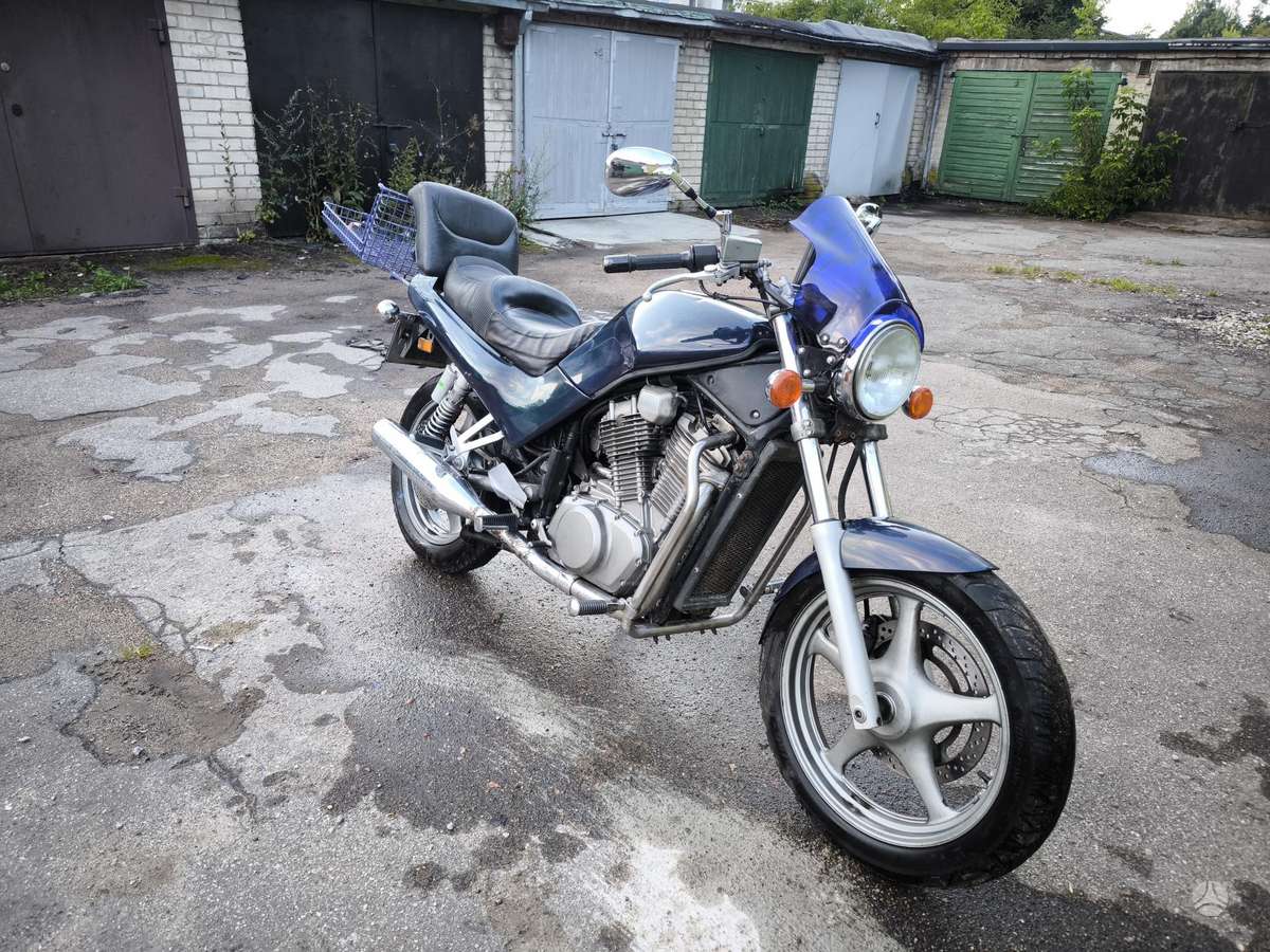 Suzuki VX 800cc, street / классические