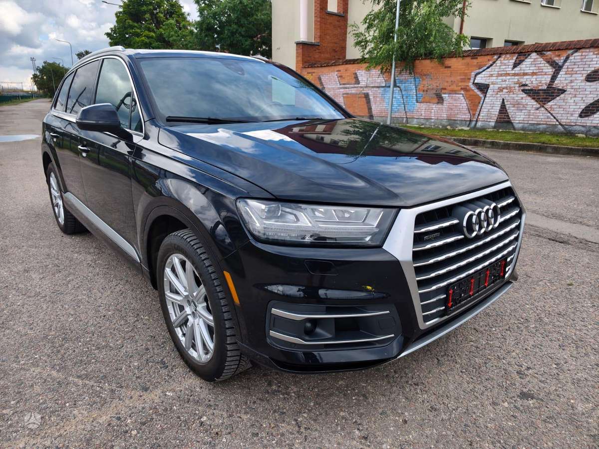 Audi Q7, 3.0 l., off-road / crossover
