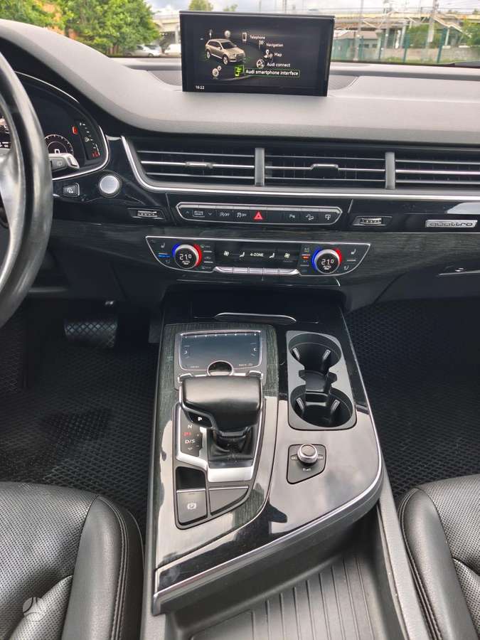 Audi Q7, 3.0 l., Внедорожник / Кроссовер