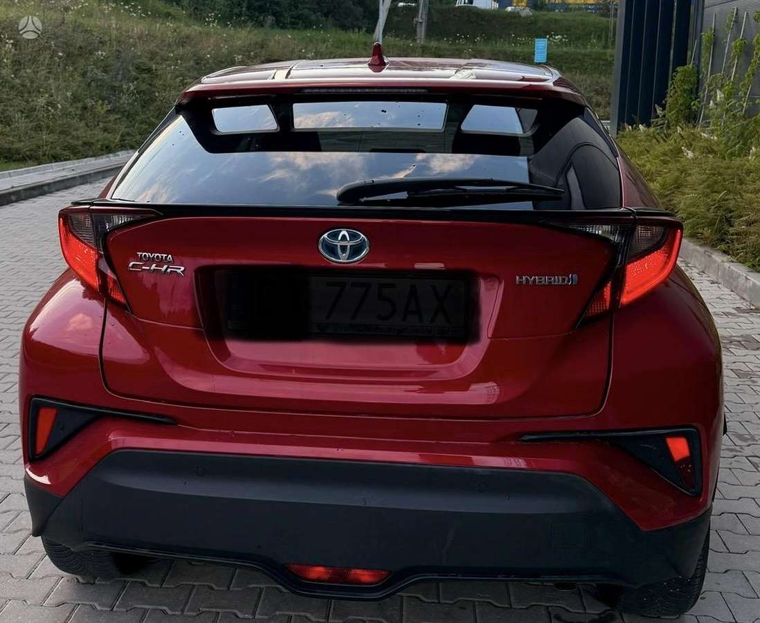 Toyota C-HR - 8
