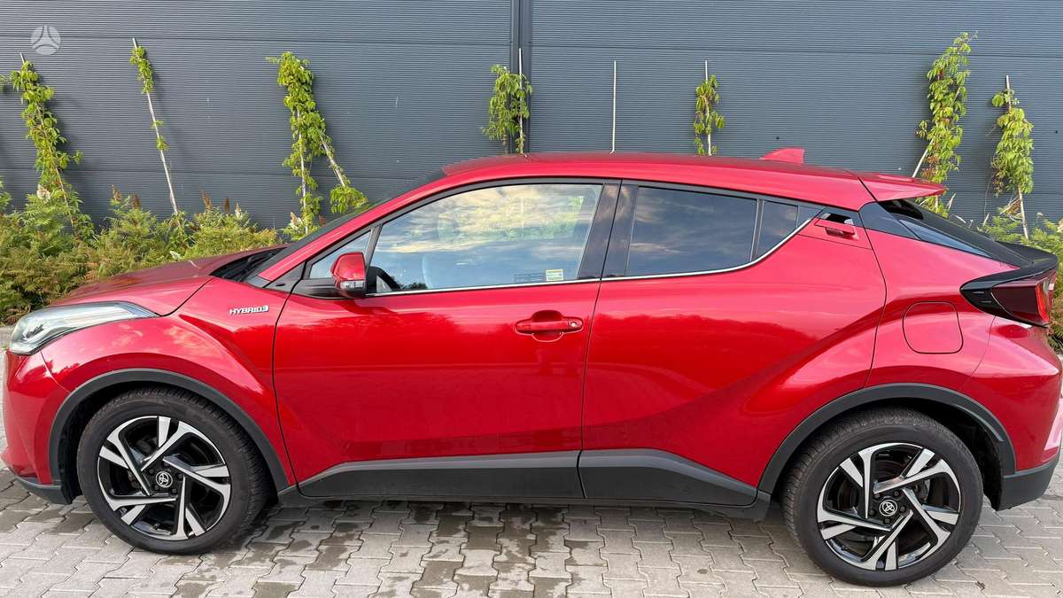 Toyota C-HR - 6