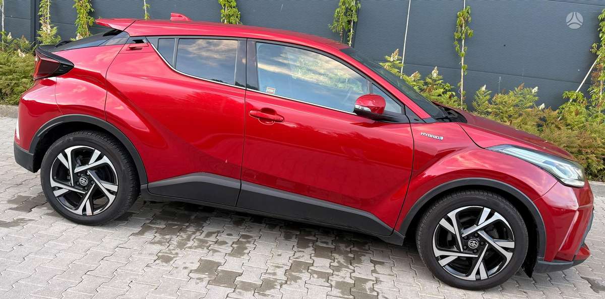 Toyota C-HR - 10