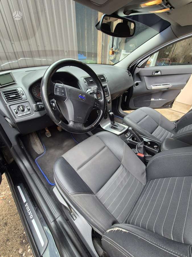Volvo V50 - 6