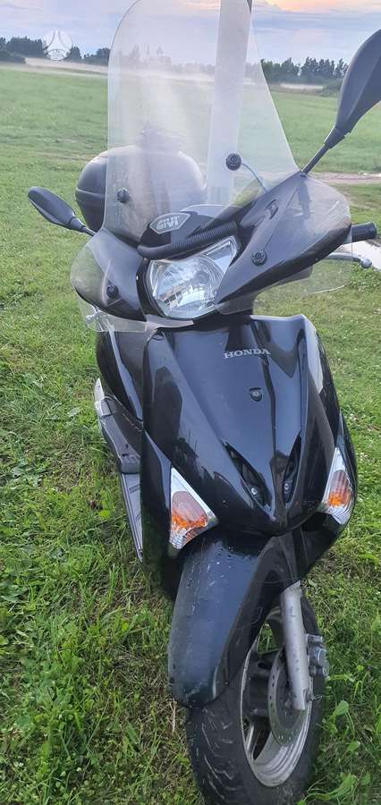 Honda Lead 110cc, scooters / mopeds