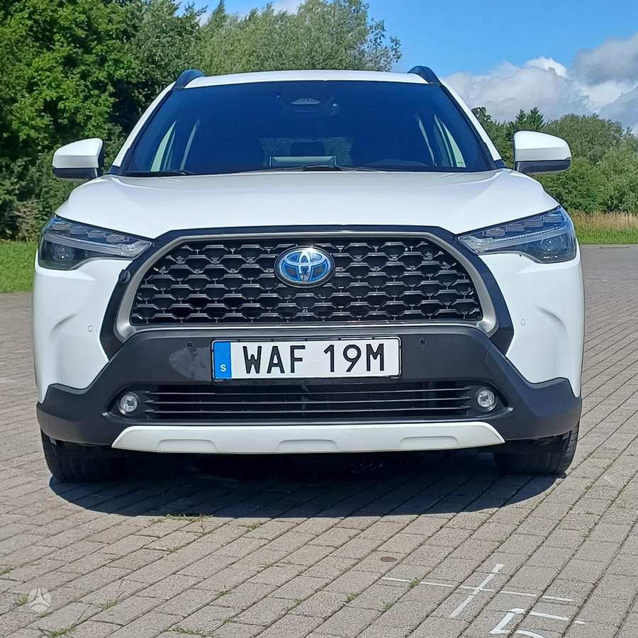 Toyota Corolla Cross - 1