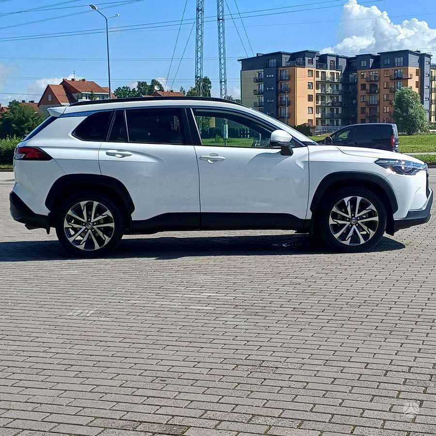 Toyota Corolla Cross - 4