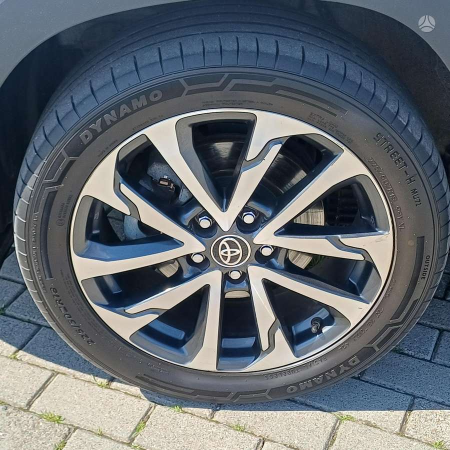 Toyota Corolla Cross - 7
