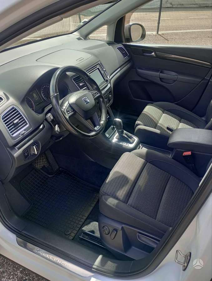 SEAT Alhambra - 10